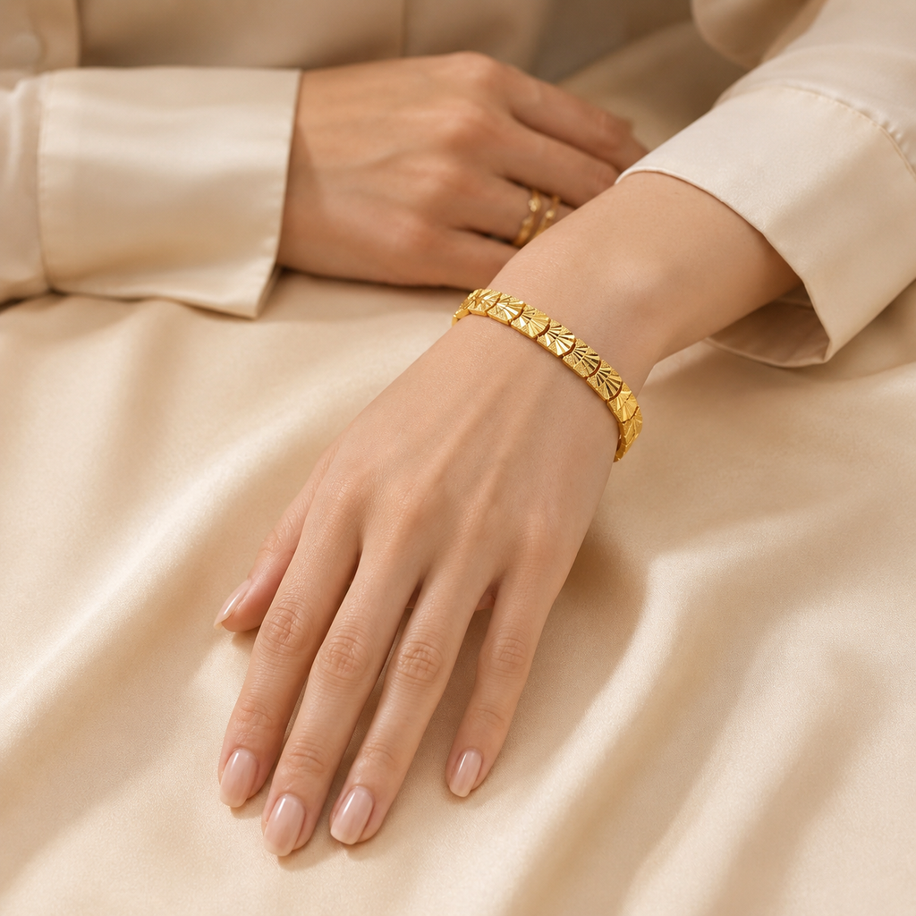 Classic Gold Bracelet