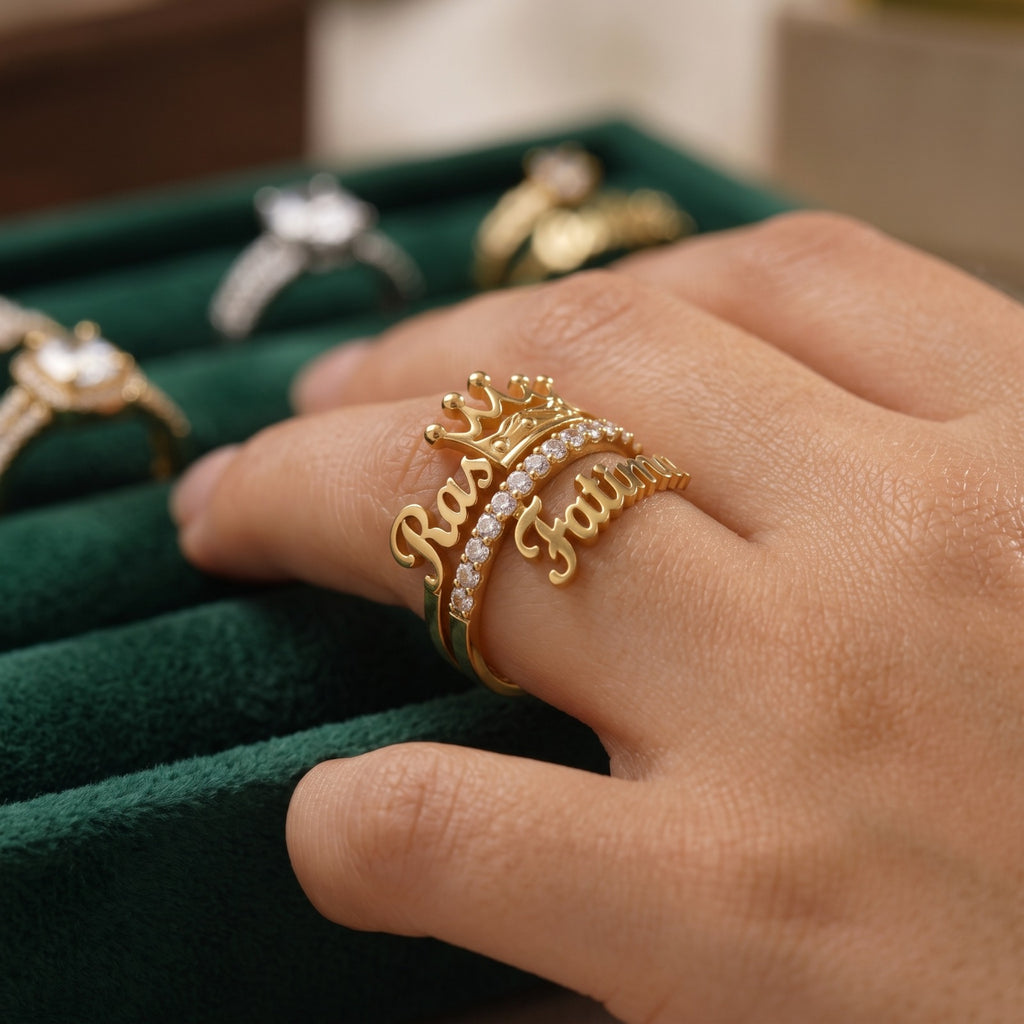 Couple-Name-Ring-Crown-Style