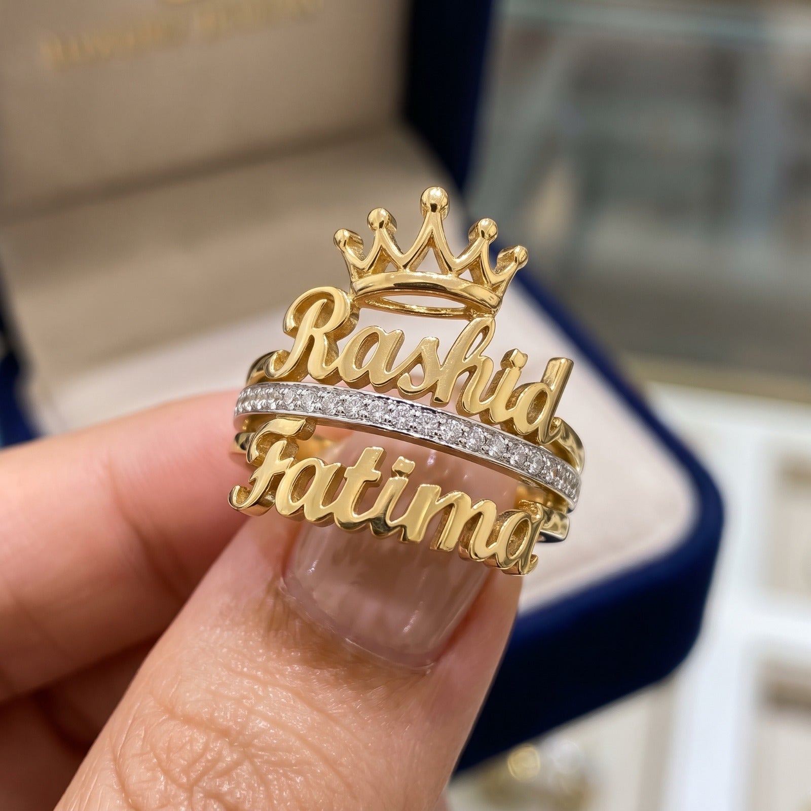 Crown-Style-Couple-Name-Rings