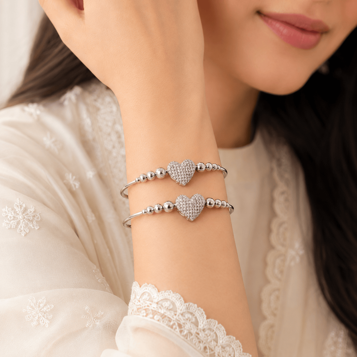 Luxury Heart Bangle