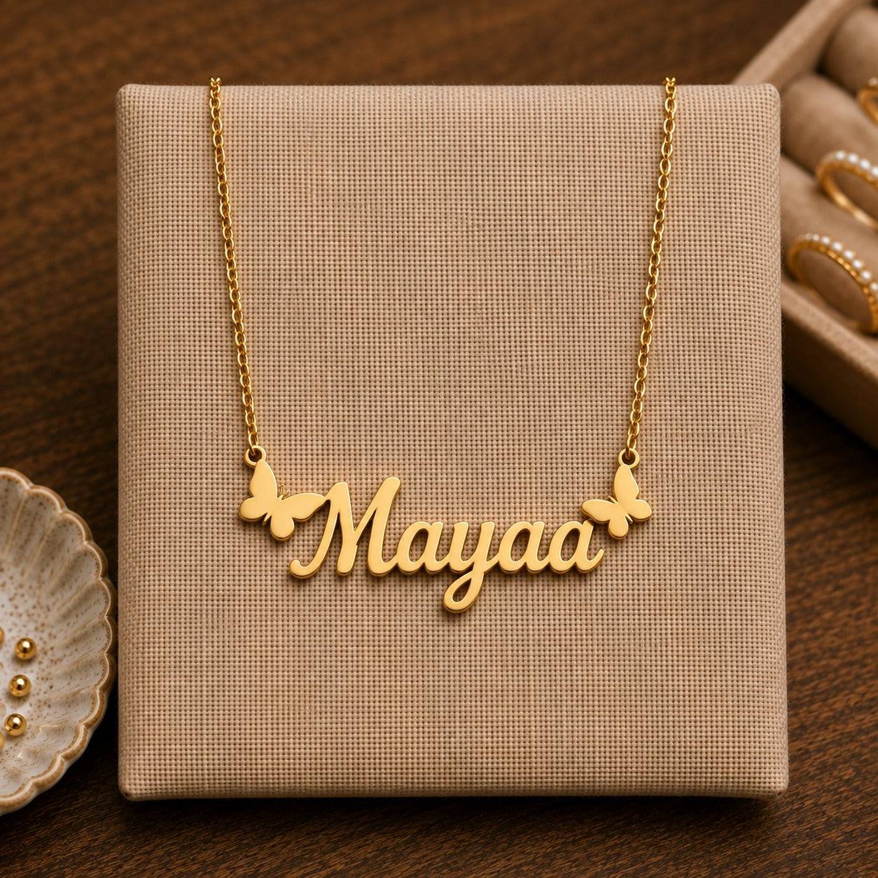Personalized-Gold-Name-Pendants