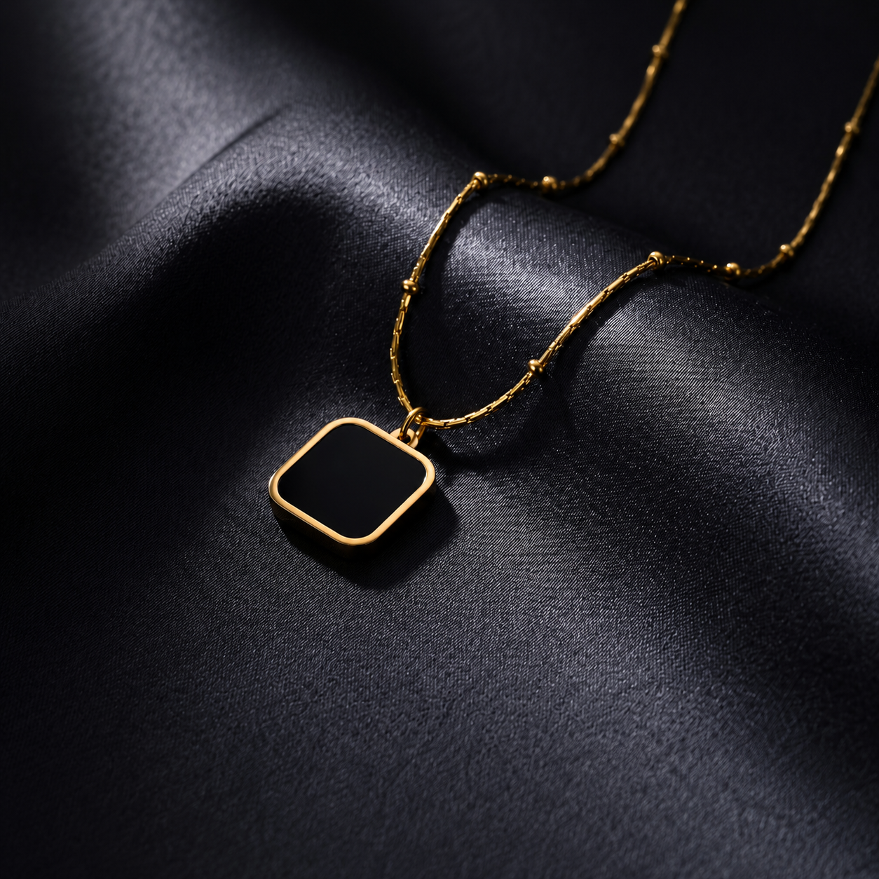 Square-Pendant