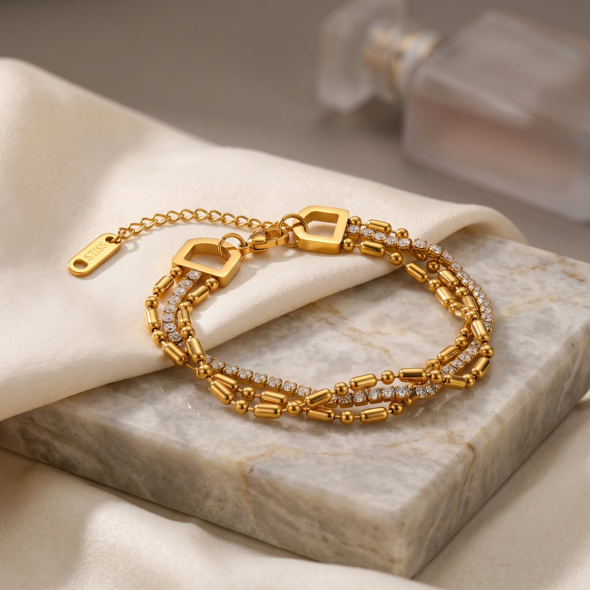 celeste-bracelet-gold