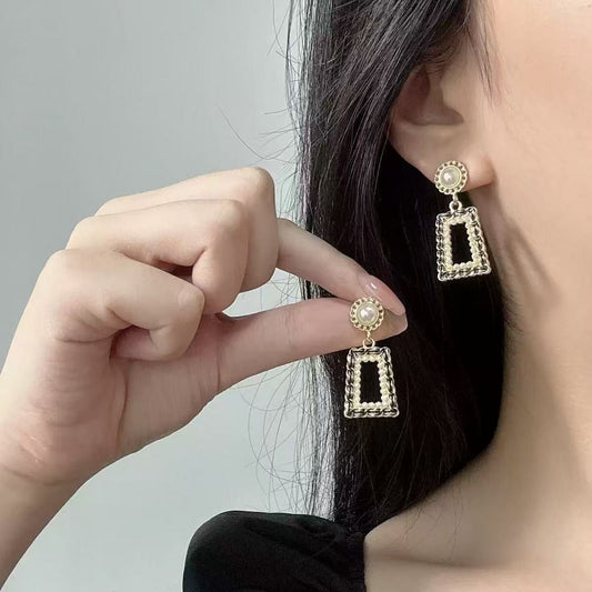 Golden Aura Pearl Earrings The Alabanza
