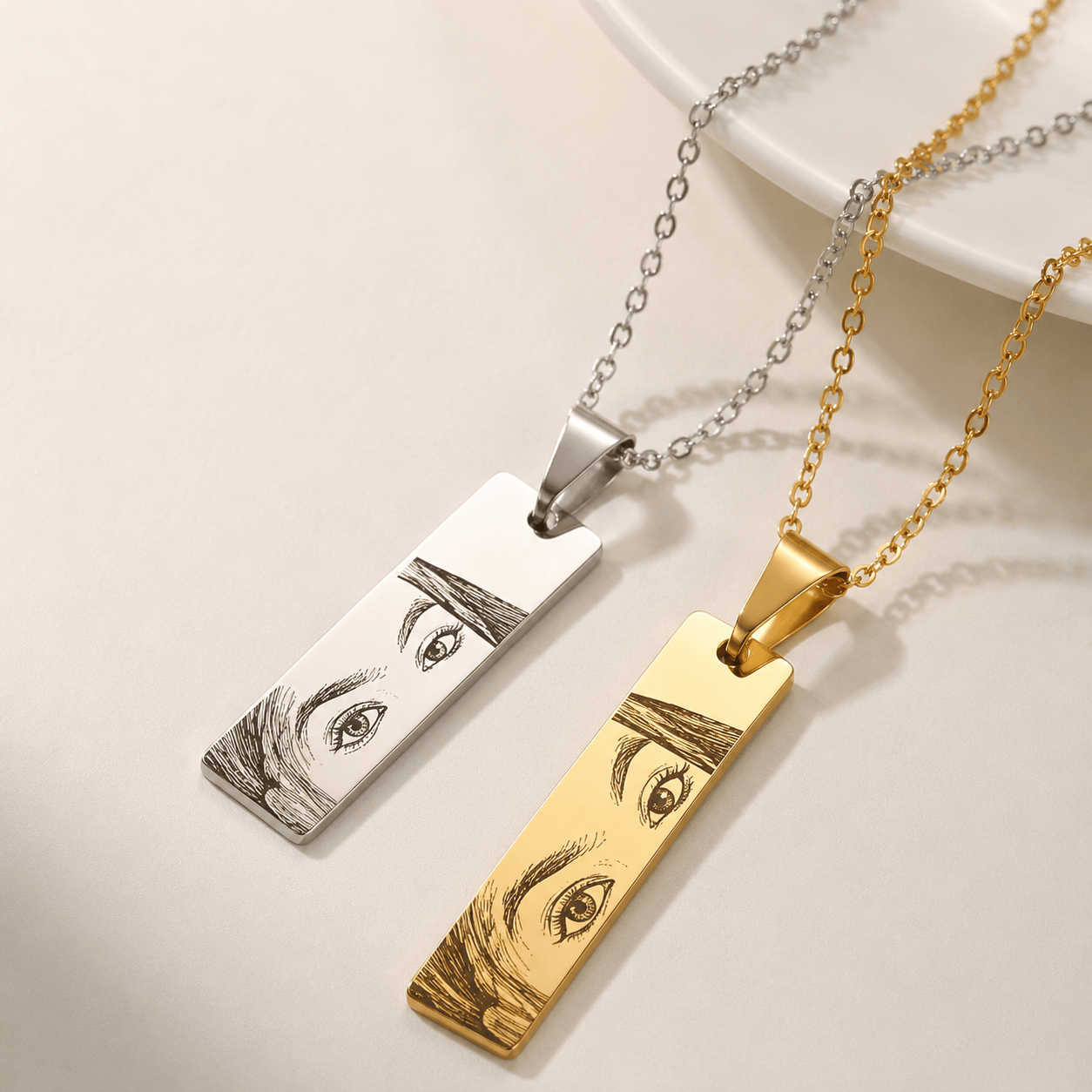 engraved necklace